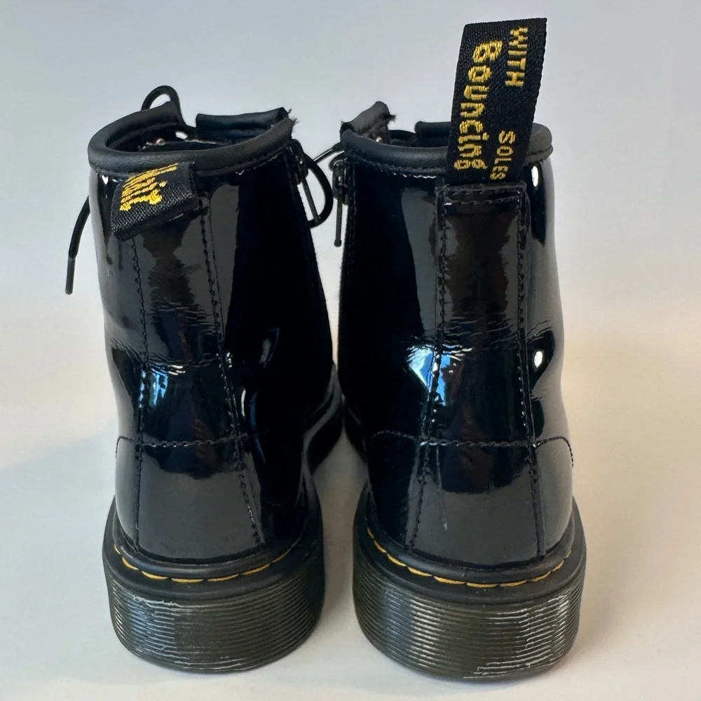 Doc Martens Girls Kids 3 Black Lace Up Patent‎ Leather Boots 1460 J